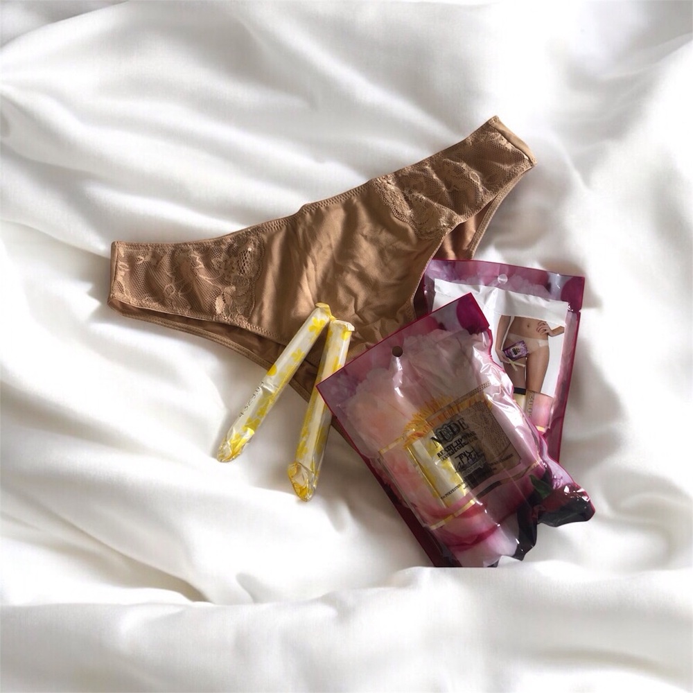 Discreet emergency kit -2packs
